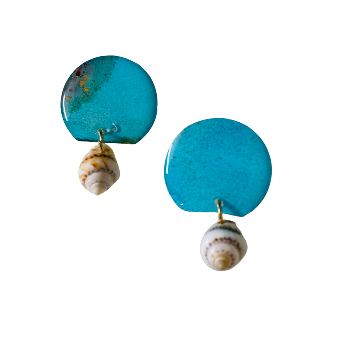 Resin alcohol ink jewellery- passion waves