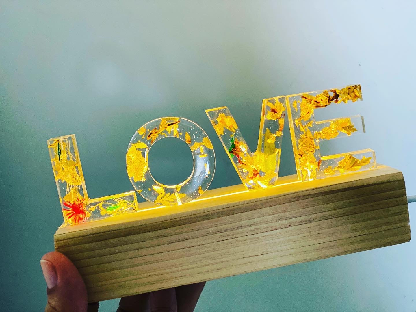 Resin name plaque with dried flowers