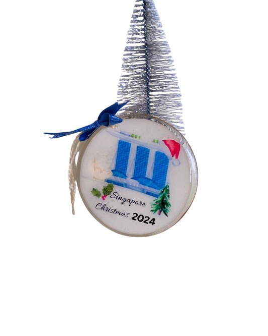 Resin Singapore bauble 2024 -MBS
