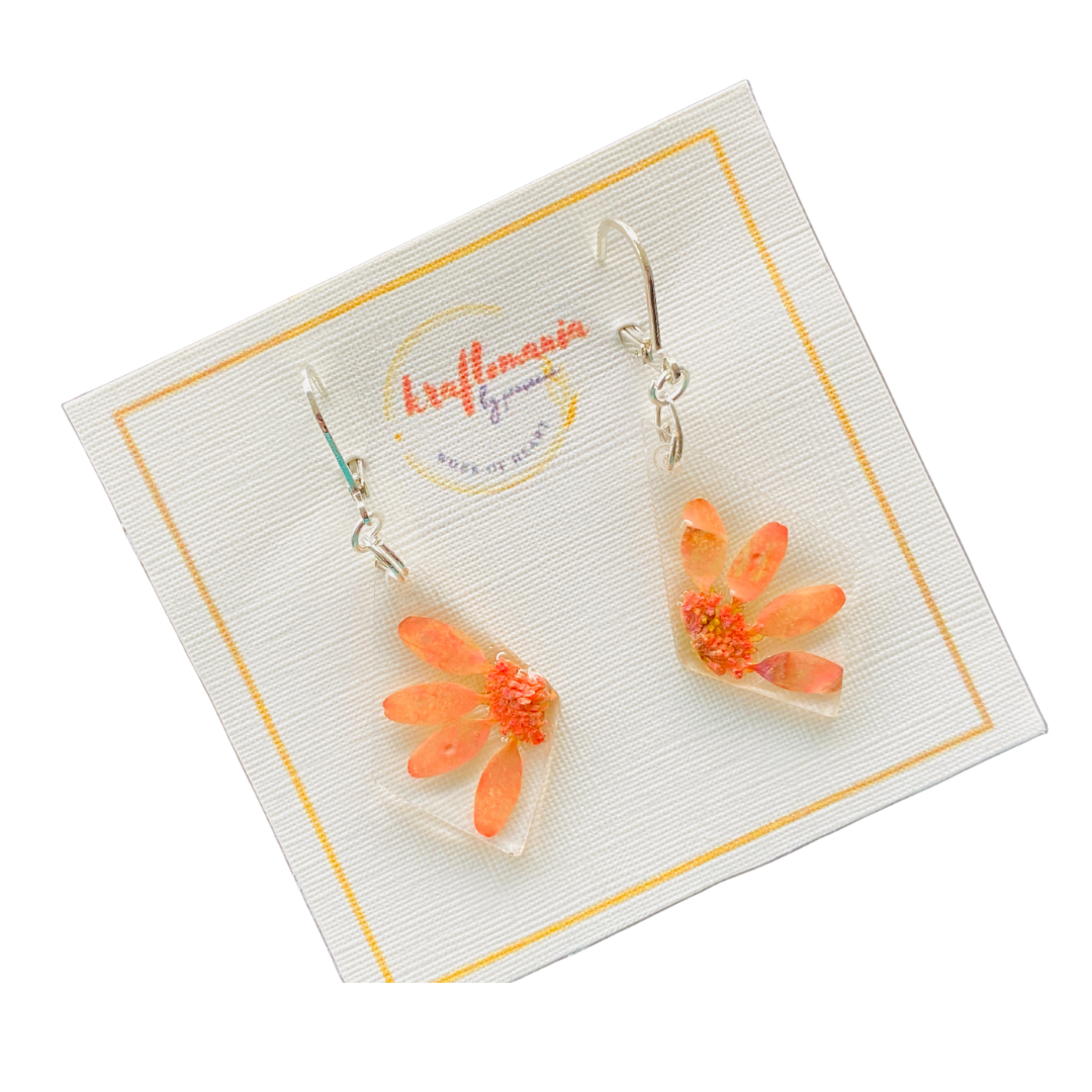 Resin Floral Jewellery - EVER PETALS