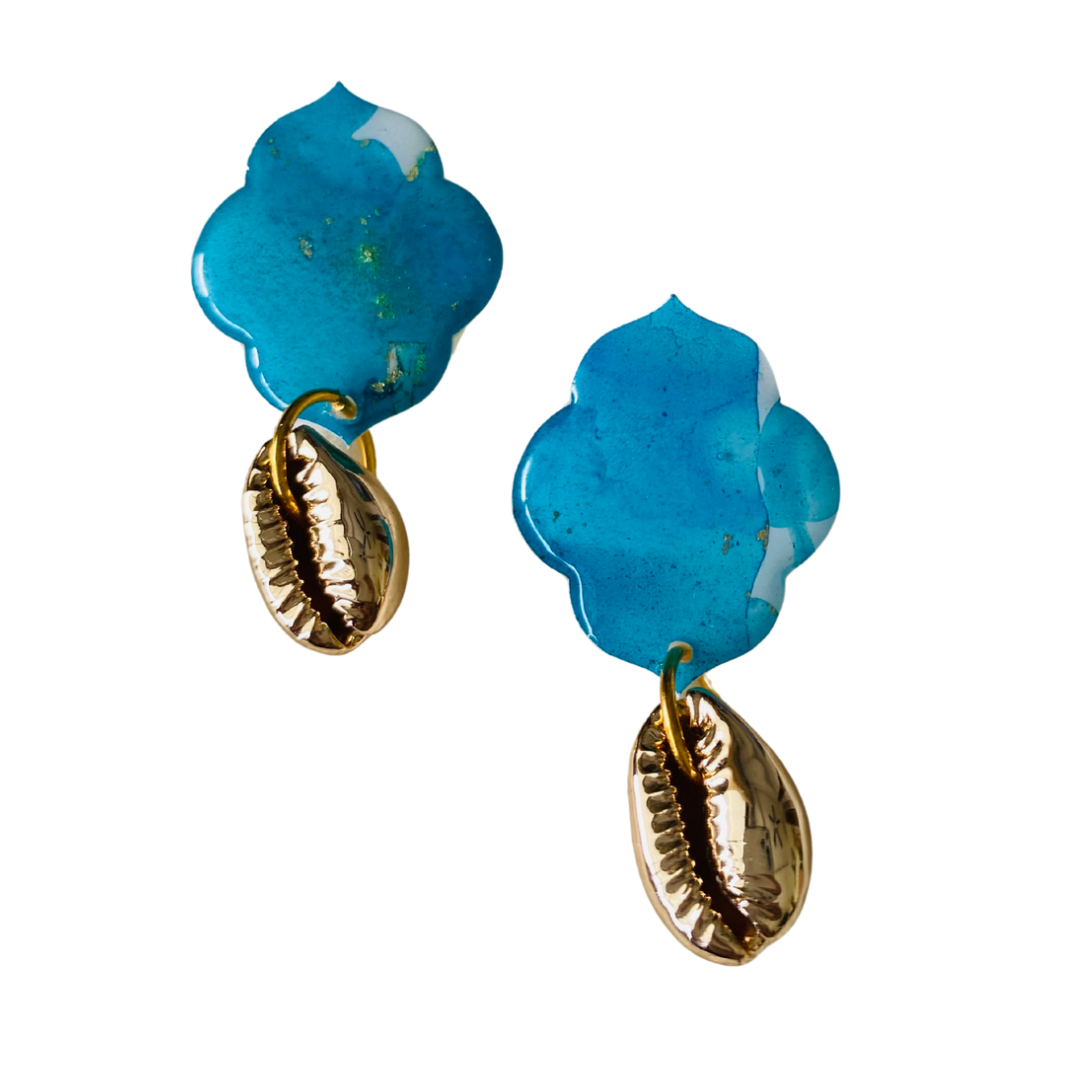 Resin alcohol ink jewellery- scarlet waves